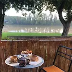 Bed & Breakfast De La Galerie Du Port 